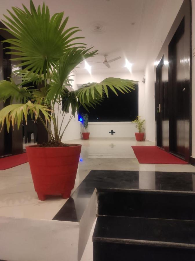 Hostel Arabian Night Khajuraho Bagian luar foto