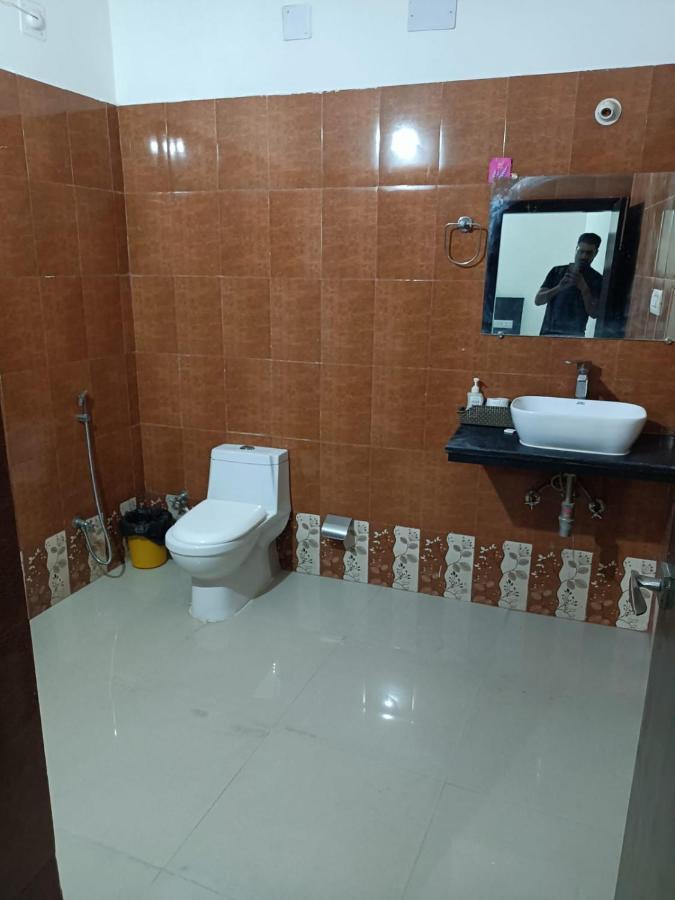 Hostel Arabian Night Khajuraho Bagian luar foto